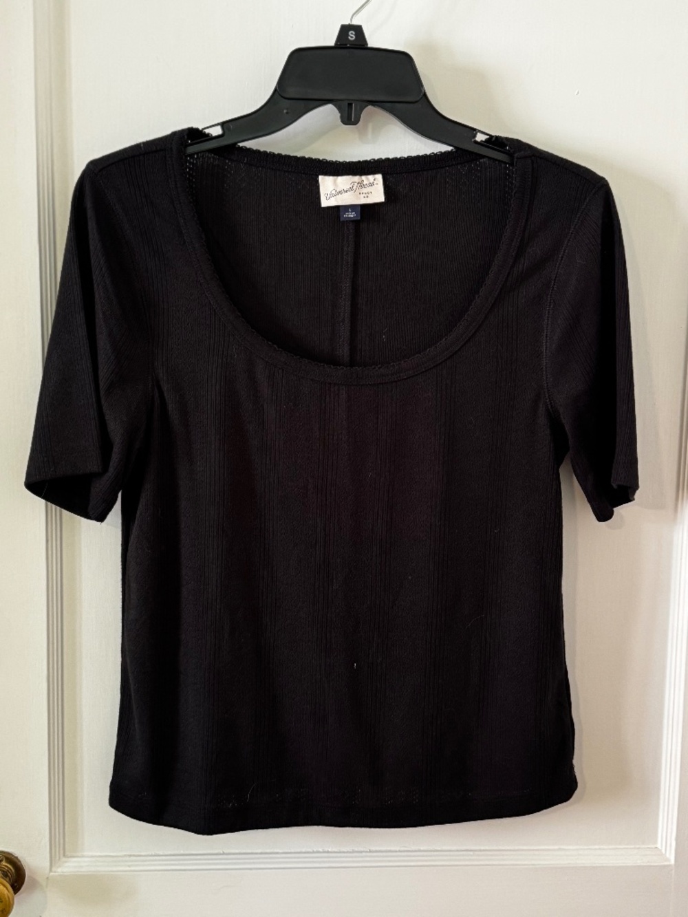 New! Universal Thread stretch pointelle scoop neck top, black, size Large